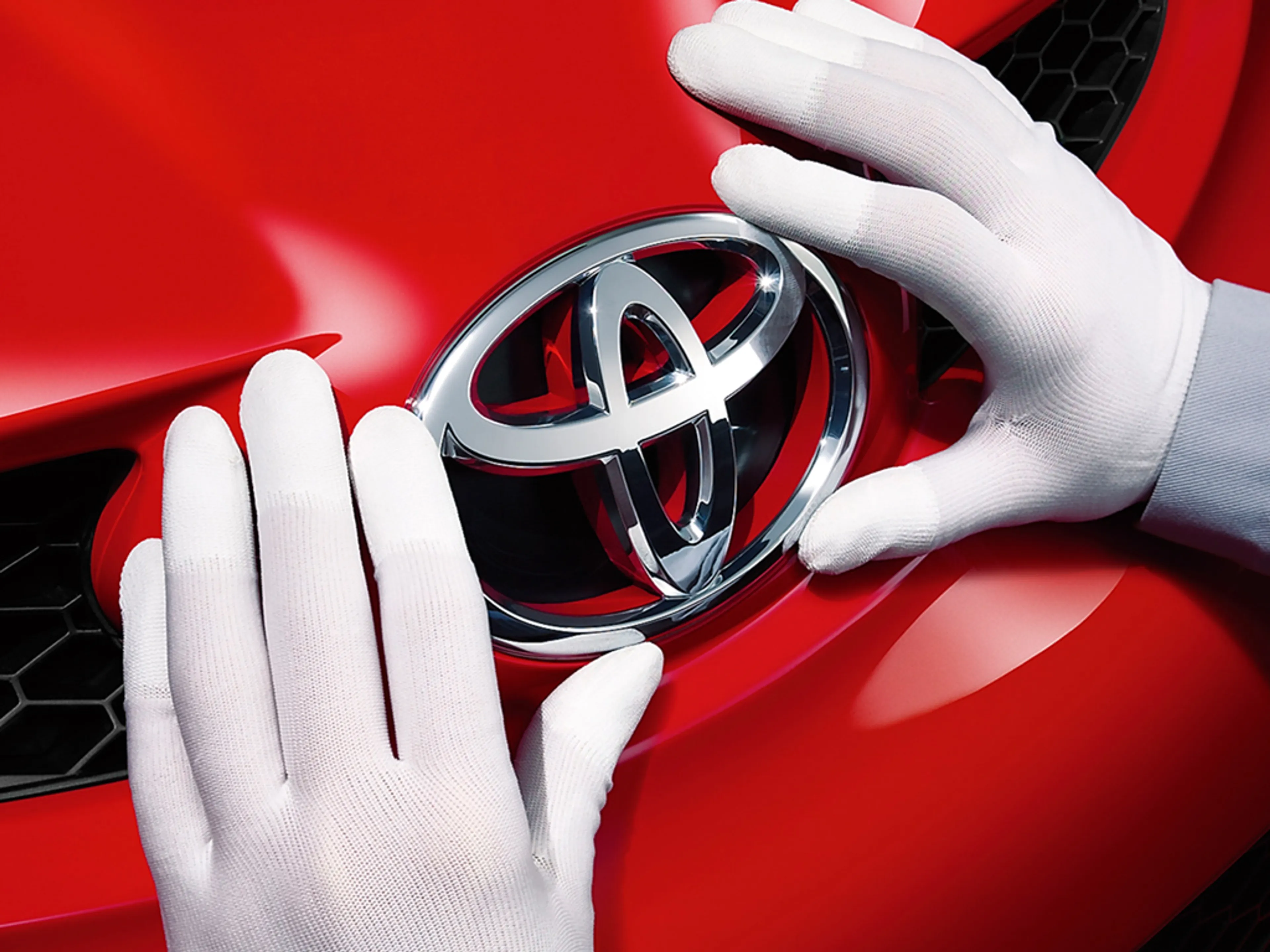 Капитал - Toyota признана самым дорогим автомобильным брендом