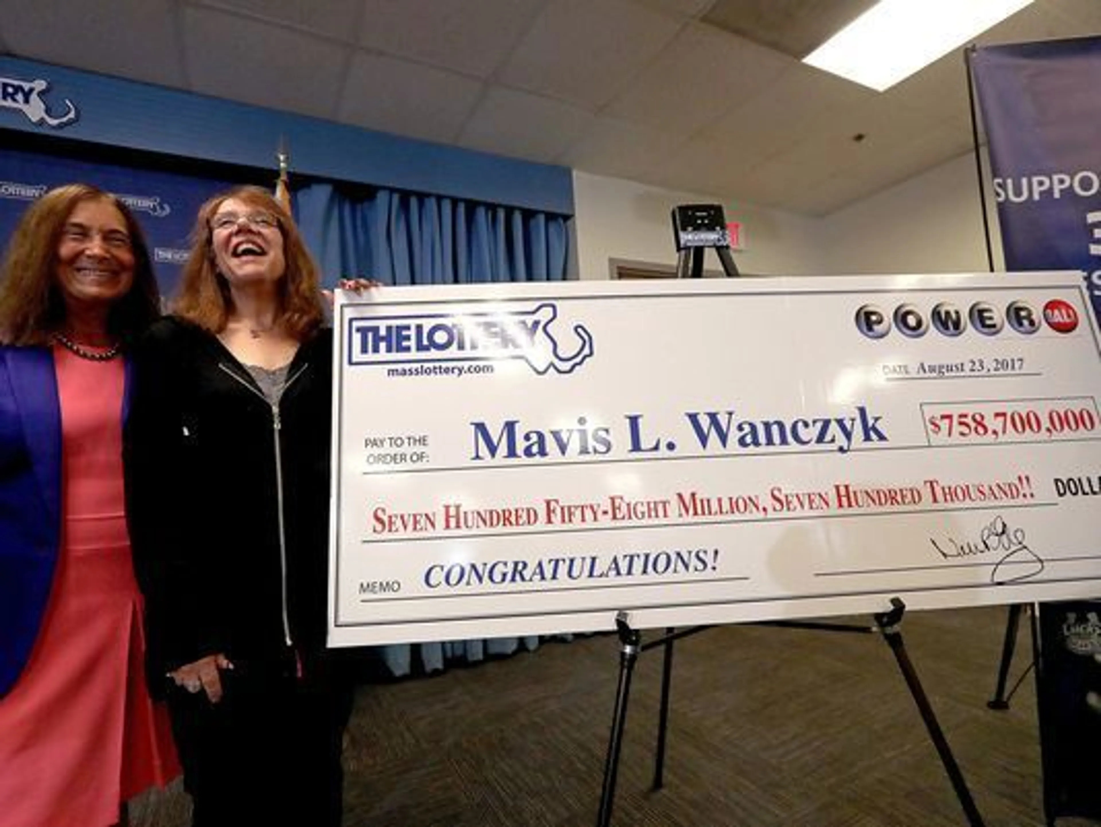 Капитал - Самый большой в истории США джекпот выиграла медсестра