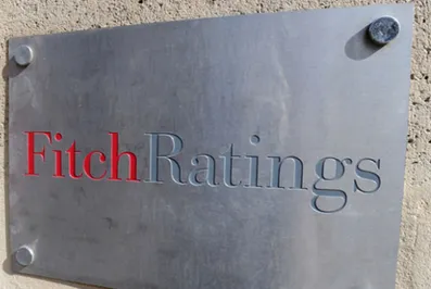 Рейтинг России снижен до предмусорного