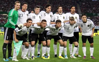 Капитал - Поклонники Bundesmannschaft требуют трофей