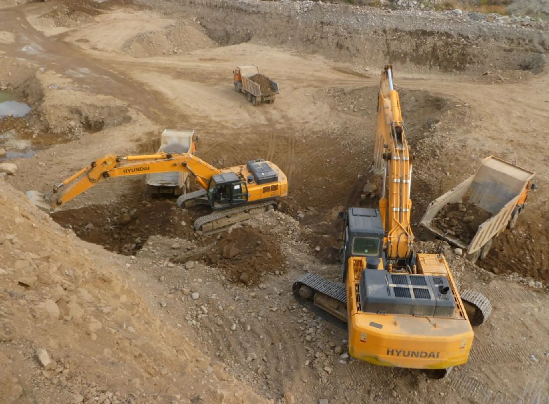 Капитал - В мире 580 крупных месторождений золота