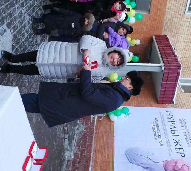 Капитал - В Астане 80 семей получили ключи от арендного жилья по линии КИК