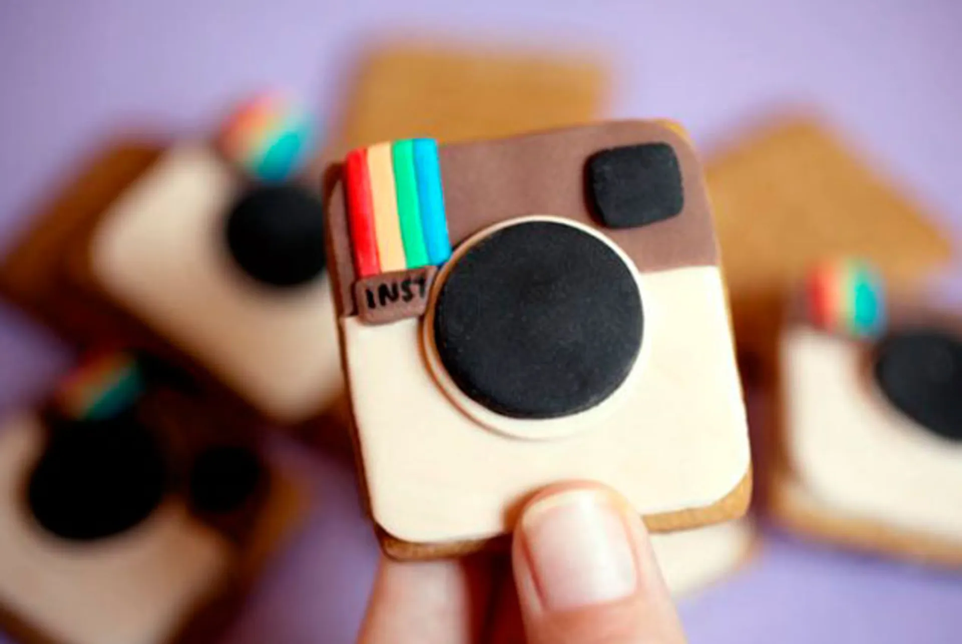 Капитал - Instagram сделала просмотр видео обязательным