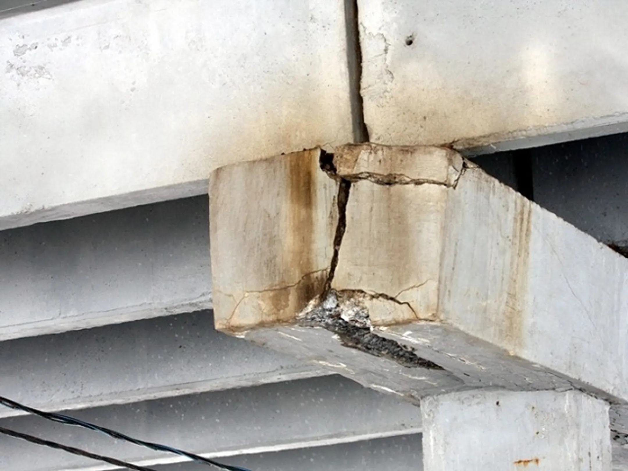 Движение по мосту через реку Буйректал приостановлено - Image Kapital.kz