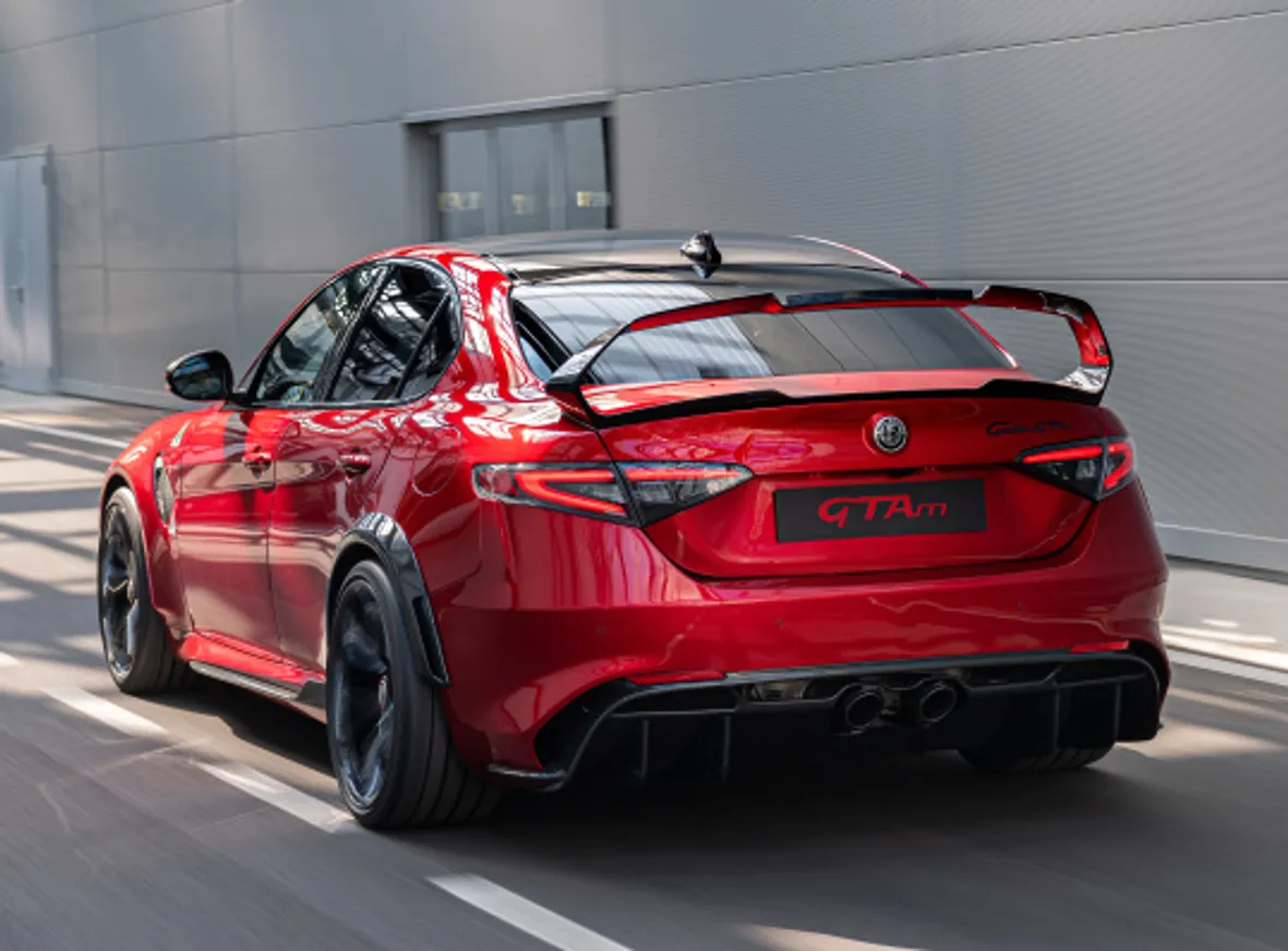 Отмененная Женева онлайн, авто года и Mega-GT - фото kapital.kz