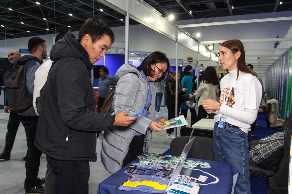 Digital Bridge 2023: более 20 крупных компаний представят вакансии на Job Fair 2432418 - Kapital.kz 