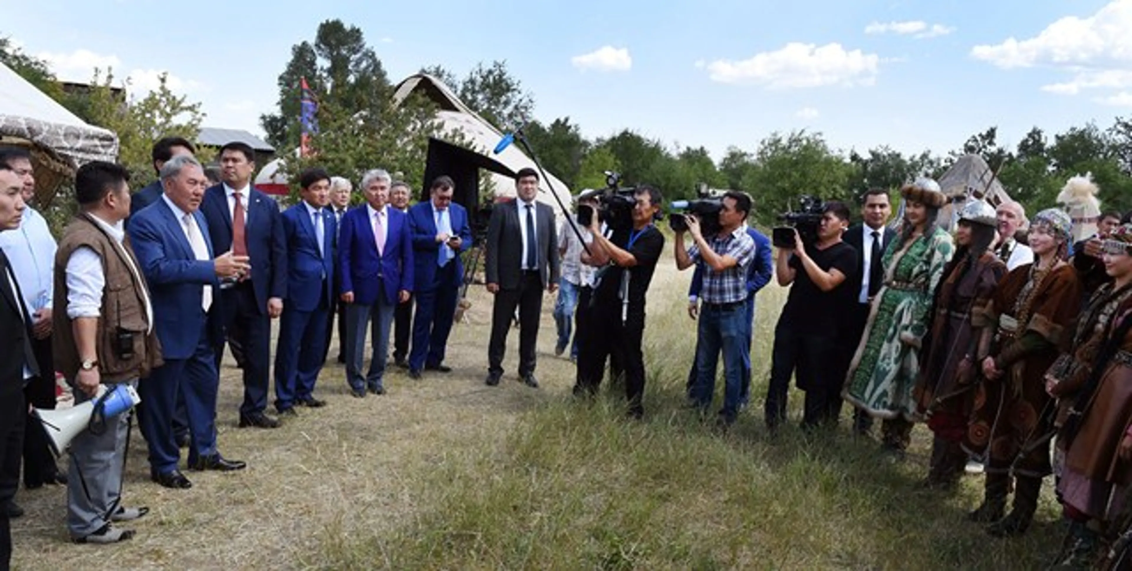 Капитал - Нурсултан Назарбаев посетил киностудию Казахфильм