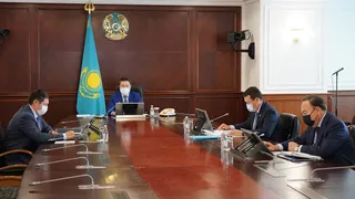 Капитал - Аскар Мамин провел заседание Инвестштаба