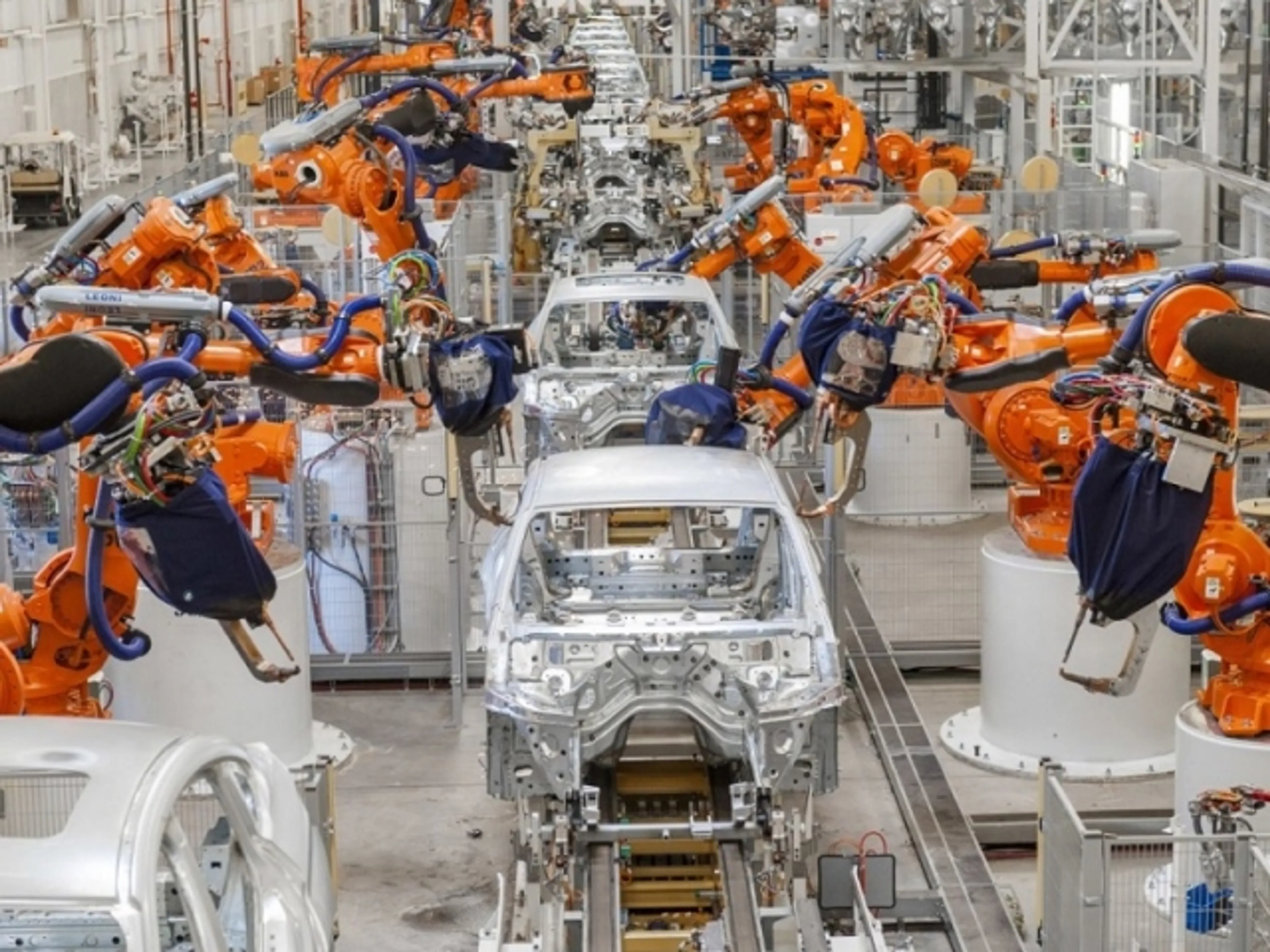 Капитал - BMW начнет выпуск X7