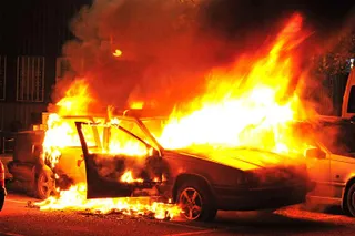 Капитал - Полиция Стокгольма открыла огонь из-за массовых беспорядков