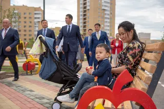 Капитал - Асету Исекешеву показали Цветочный сад и сквер Алма