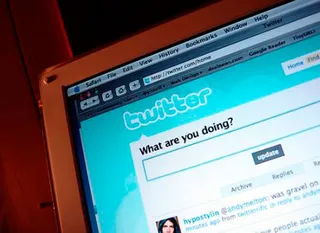 Капитал - Twitter облегчил просмотр переписки