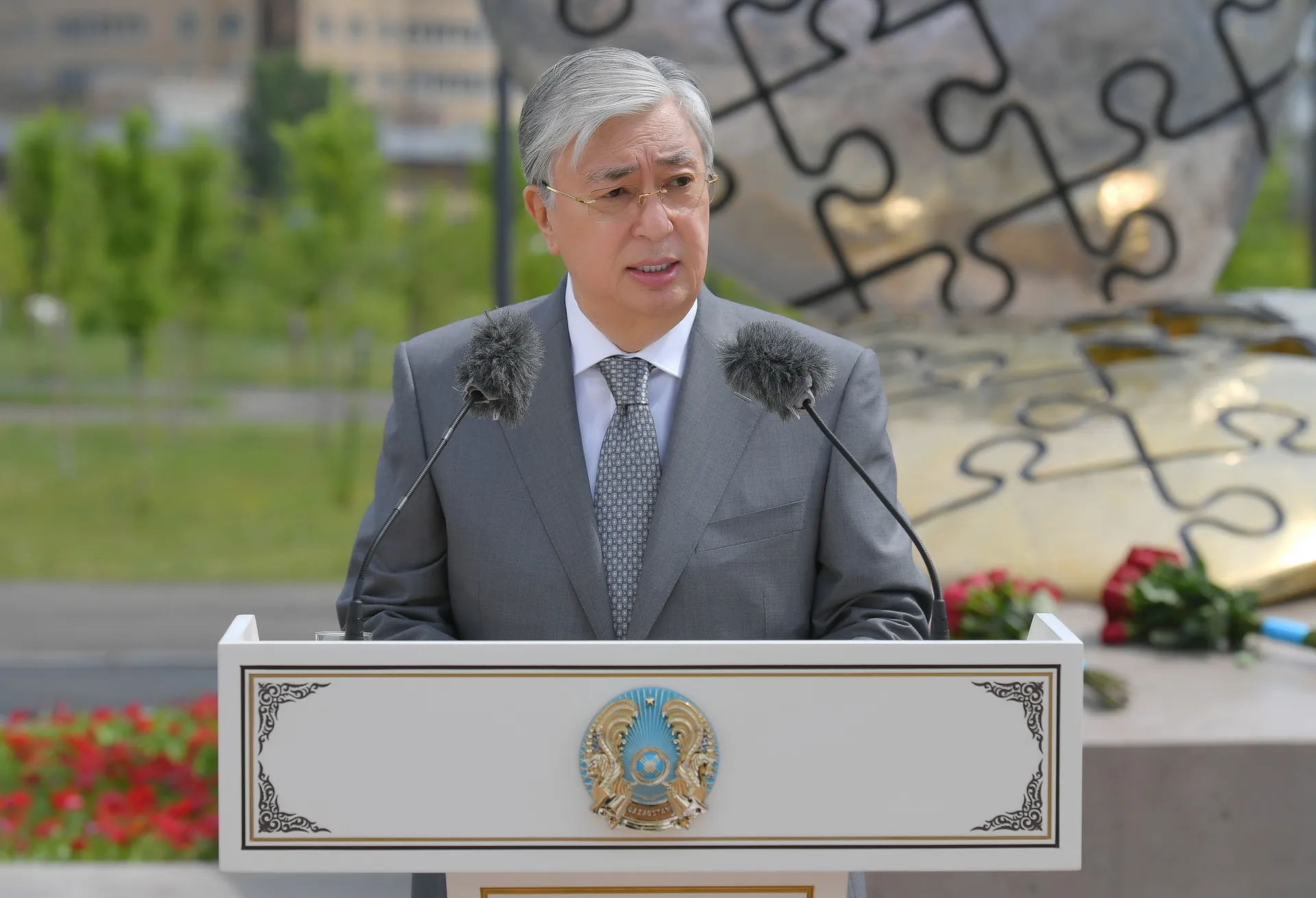 Капитал - Президент предложил ввести звание «Заслуженный врач РК»