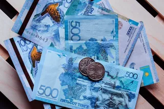 Капитал - Доллар приблизился к отметке 378 тенге