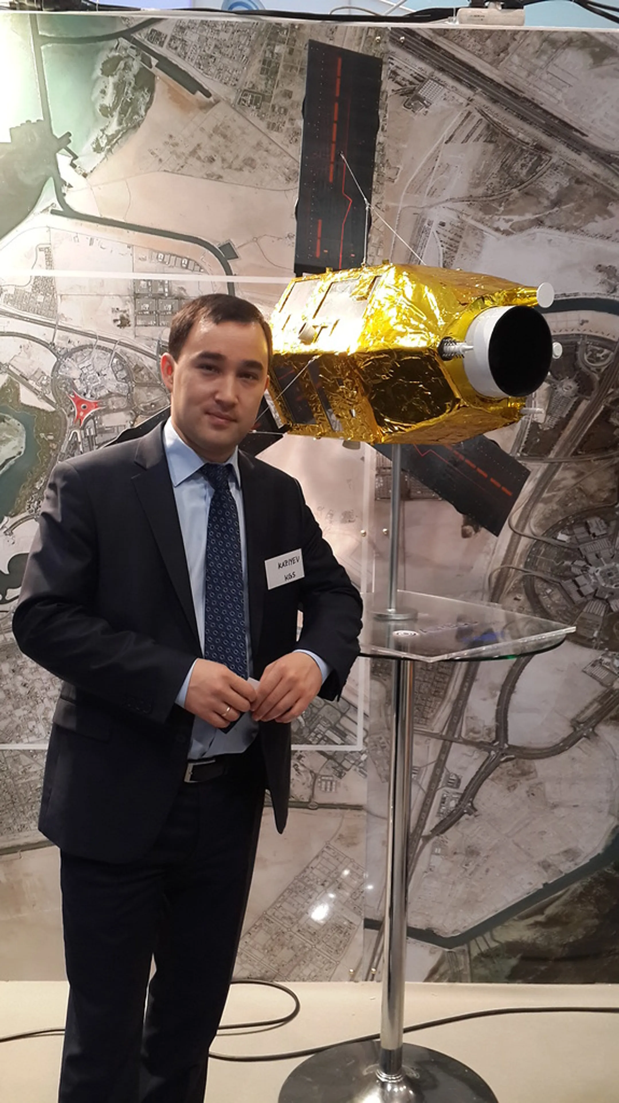 На фото: генеральный директор «KazAeroSpace» Казиев Б. Н.