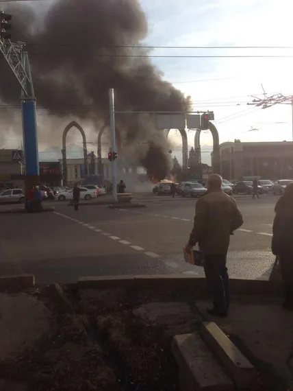 Капитал - В Алматы горит праздничная елка