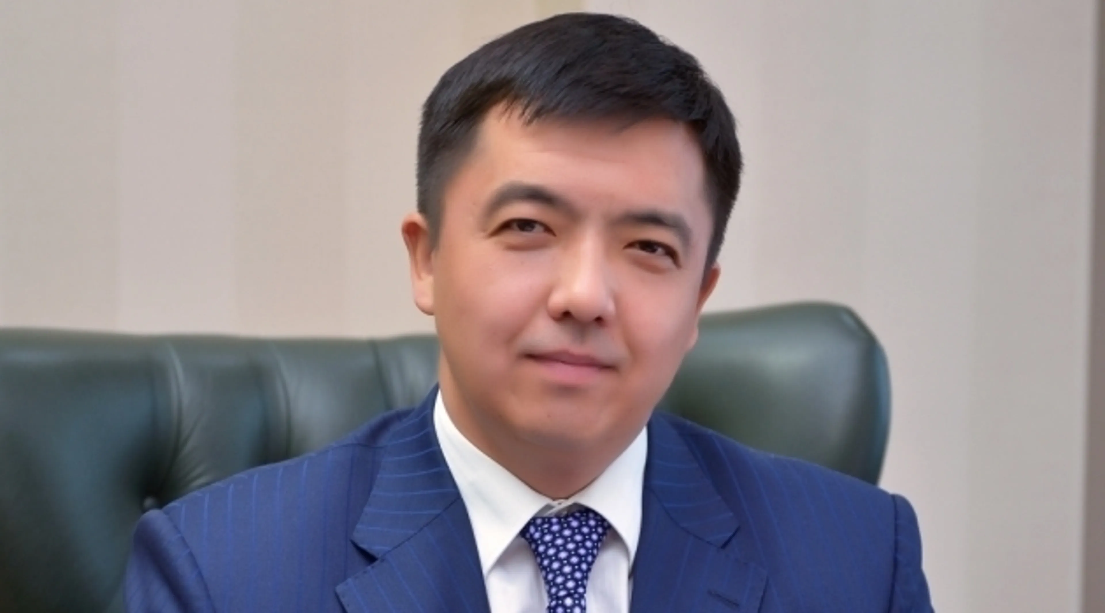 Капитал - Аким Актобе рассказал о своем первом опыте работы