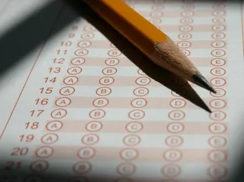 Выпускники смогут сдавать ЕНТ на английском языке