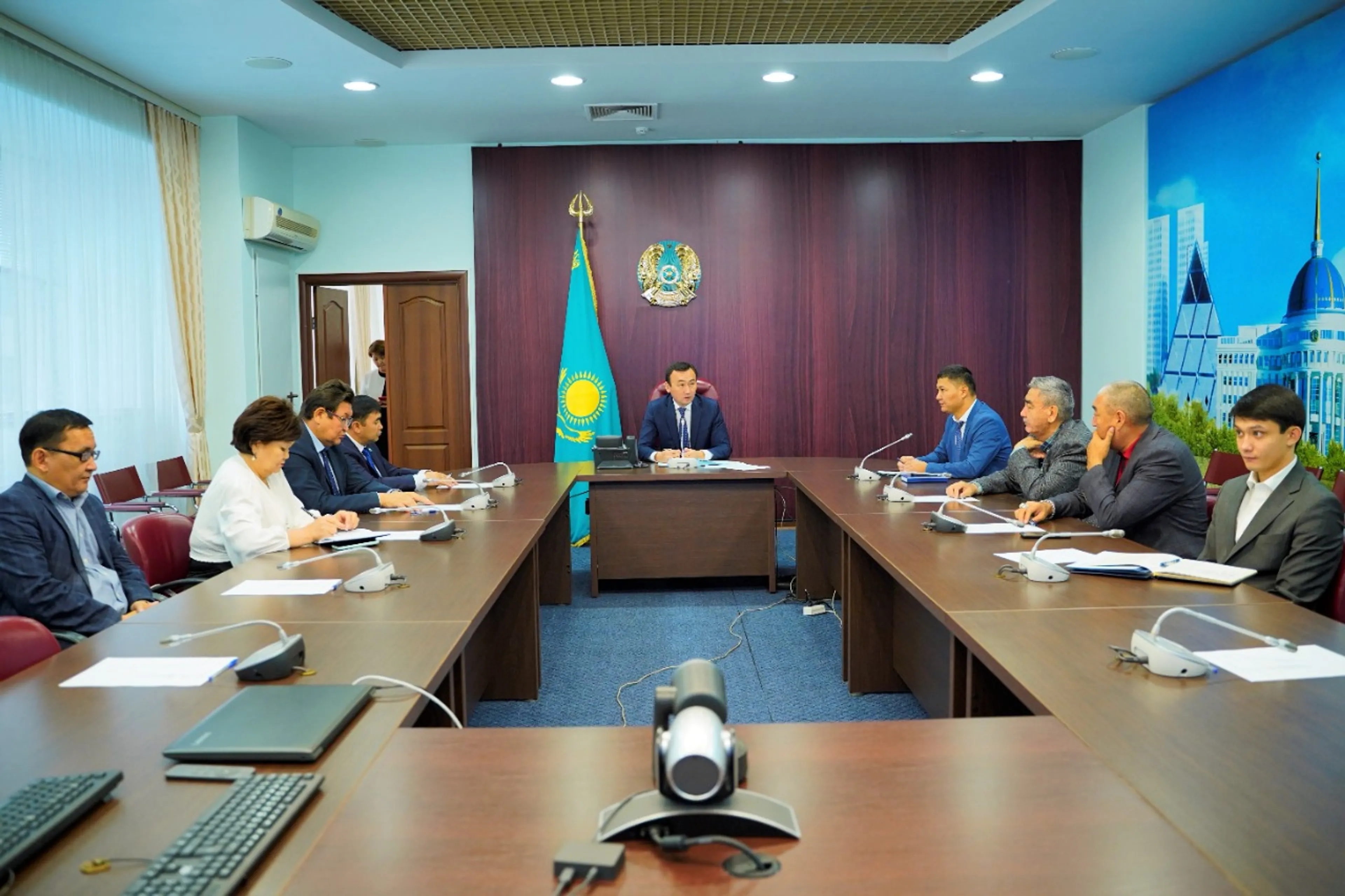 Капитал - Состоялось заседание ономастической комиссии по переименованию столицы