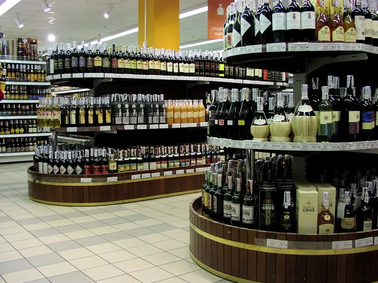 Капитал - Казахстан отказывается от крепкого алкоголя