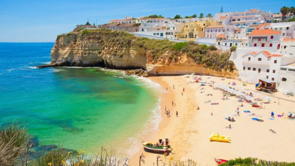 Иммигрант Инвест