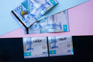 Капитал - Торги закрылись возле отметки 476 тенге за доллар