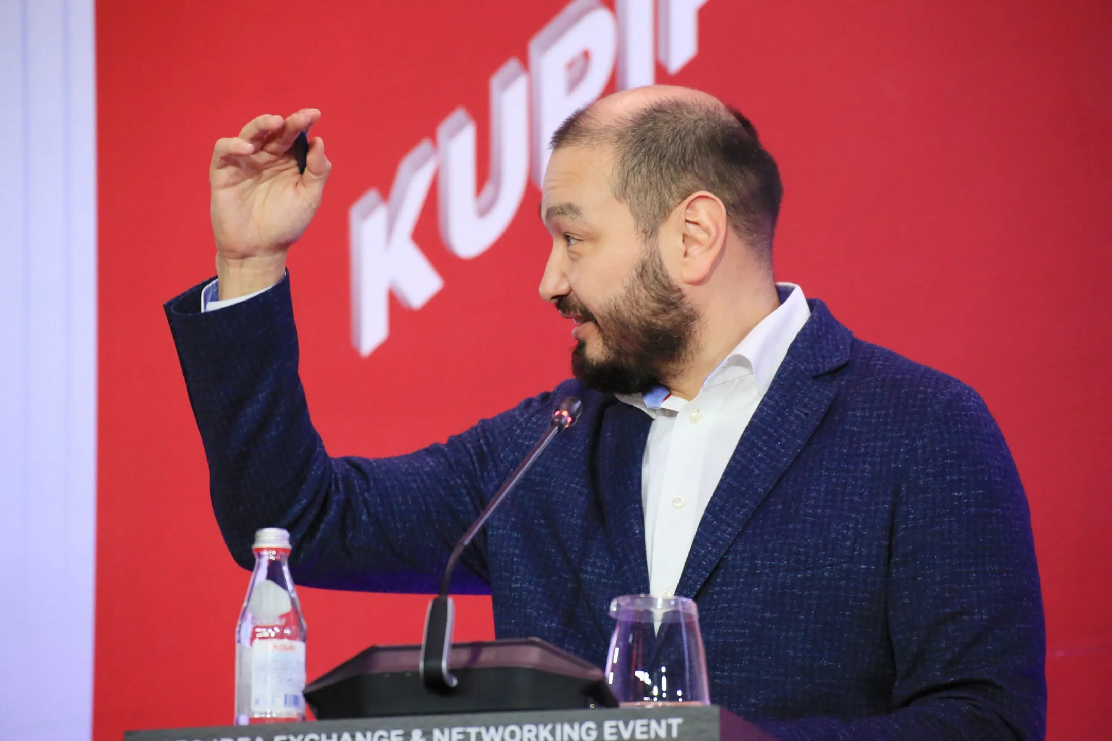 Я бы ликвидировал должность премьер-министра - Ораз Жандосов - Image Kapital.kz