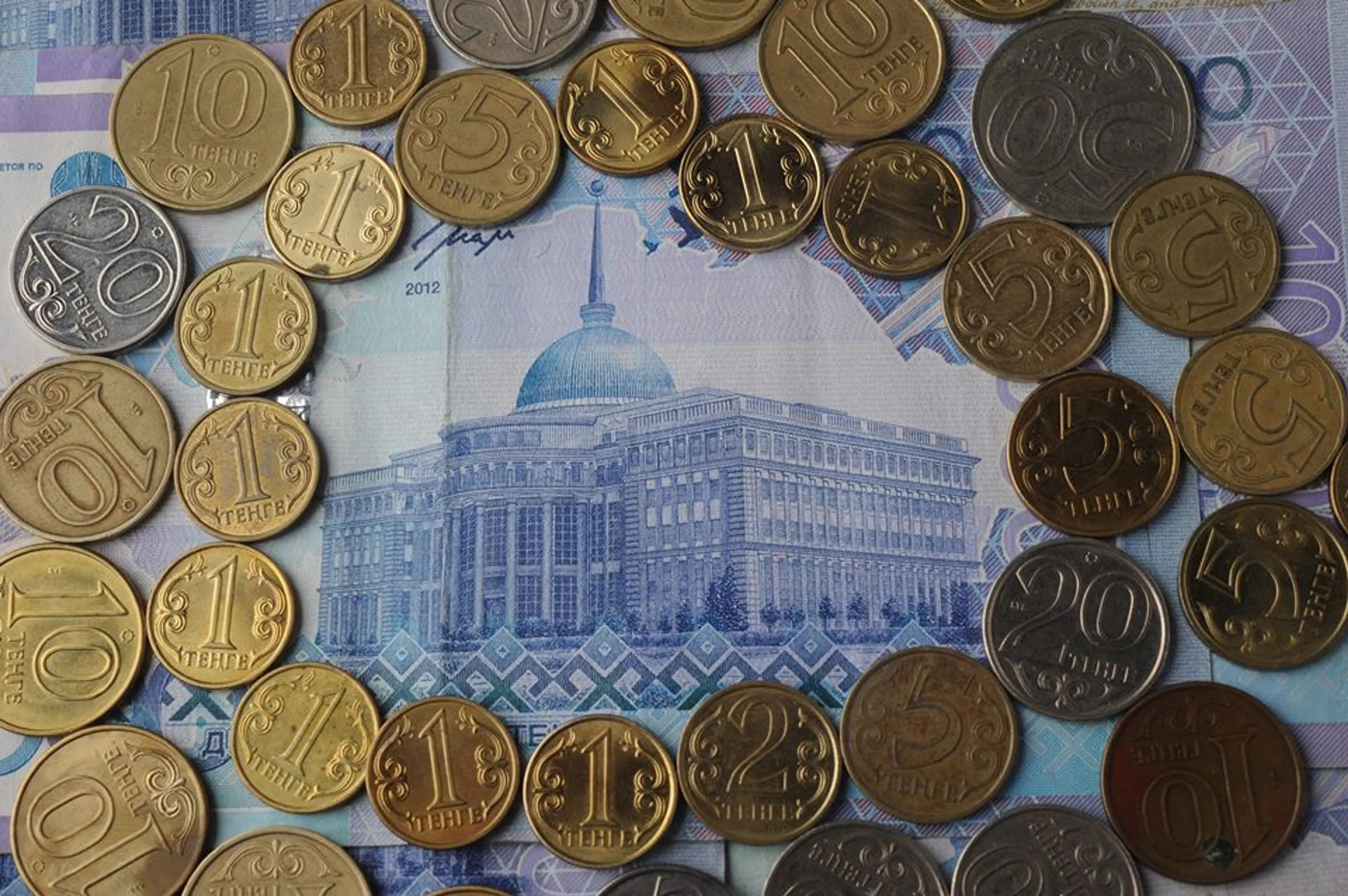 Капитал - Последняя неделя марта оказалась для тенге «зеленой»