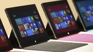 Капитал - Microsoft продала планшетов на $853 млн.