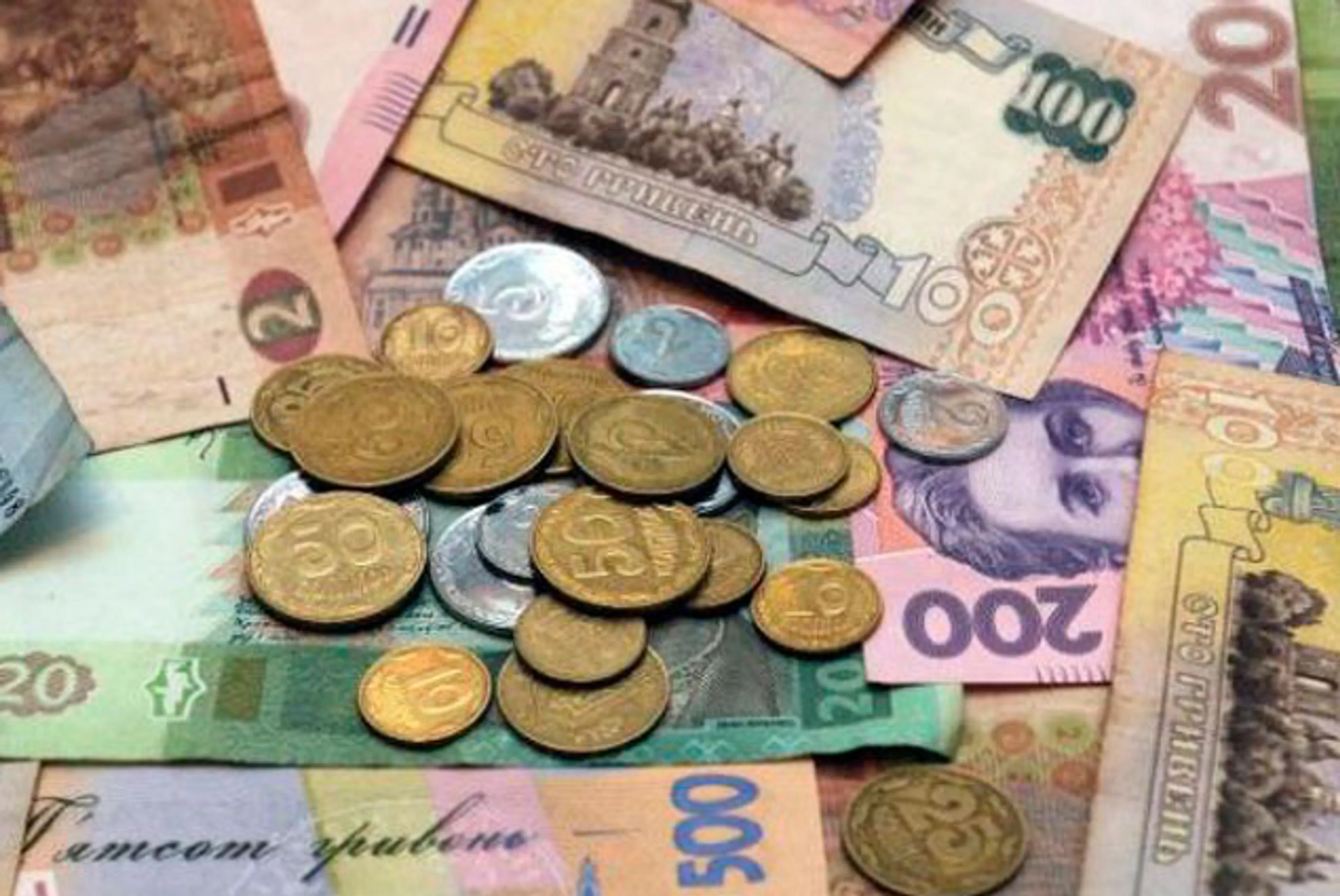 Капитал - Украина не будет увеличивать минимальную зарплату