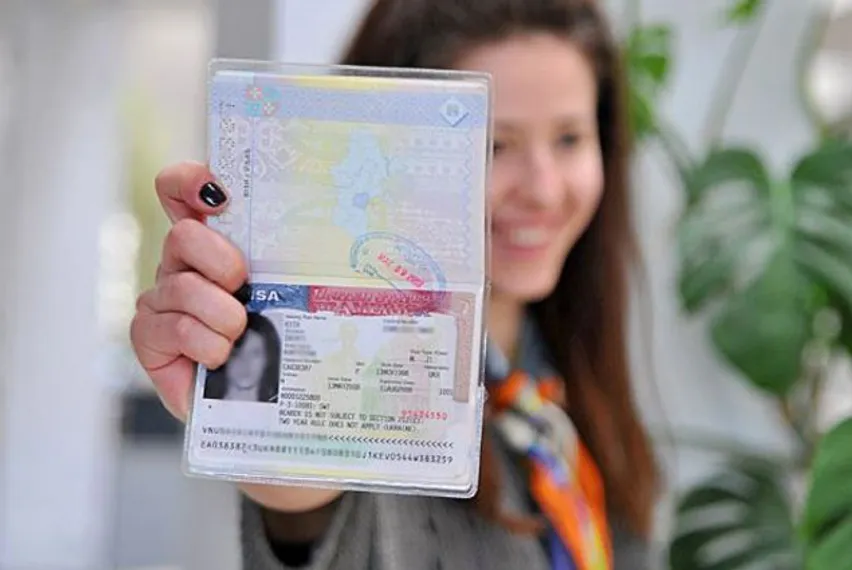 Капитал - Выдача виз США казахстанцам приостановлена