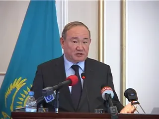 Капитал - Сенатор возглавил партию Ауыл