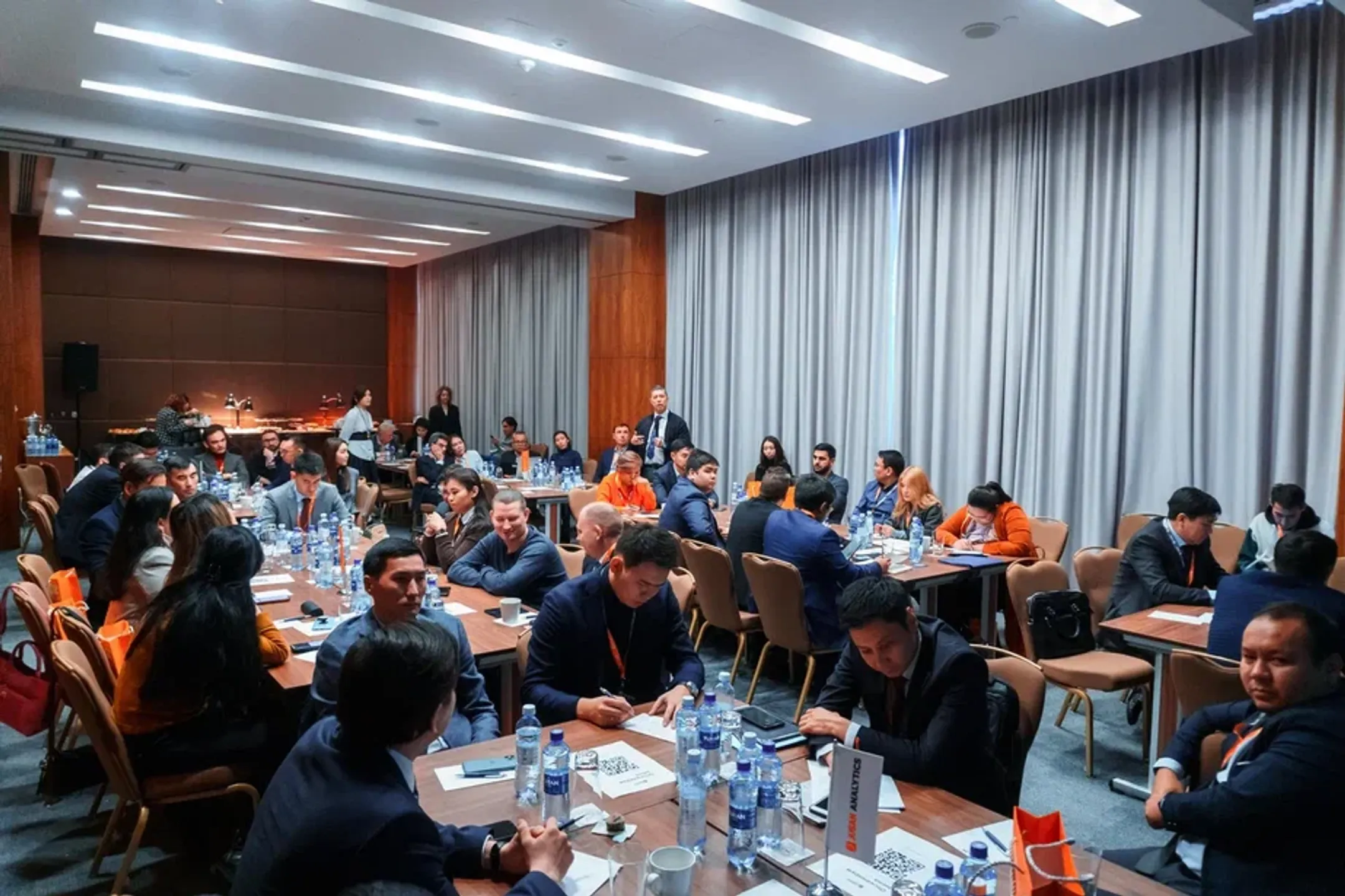 Эксперты обсудили риски и перспективы развития экономики - Image Kapital.kz