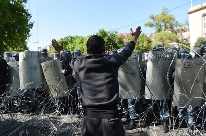 Капитал - Лидер оппозиции Армении призвал сторонников к новым протестам