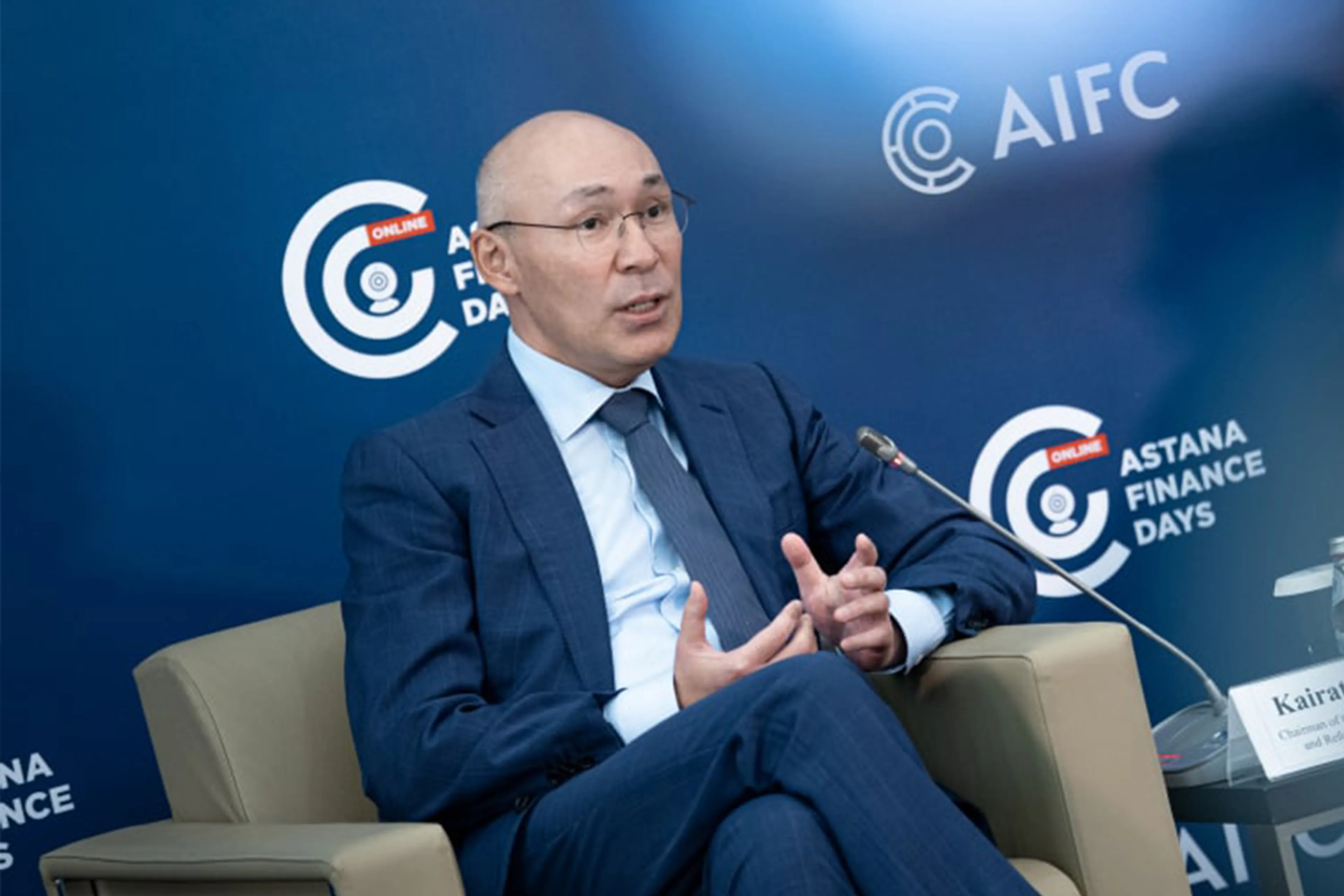 Капитал - Конвертировать криптовалюты в наличные нужно через банки