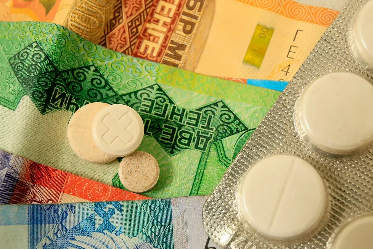 Госфинансирование растет, но обеспечение лекарствами хромает