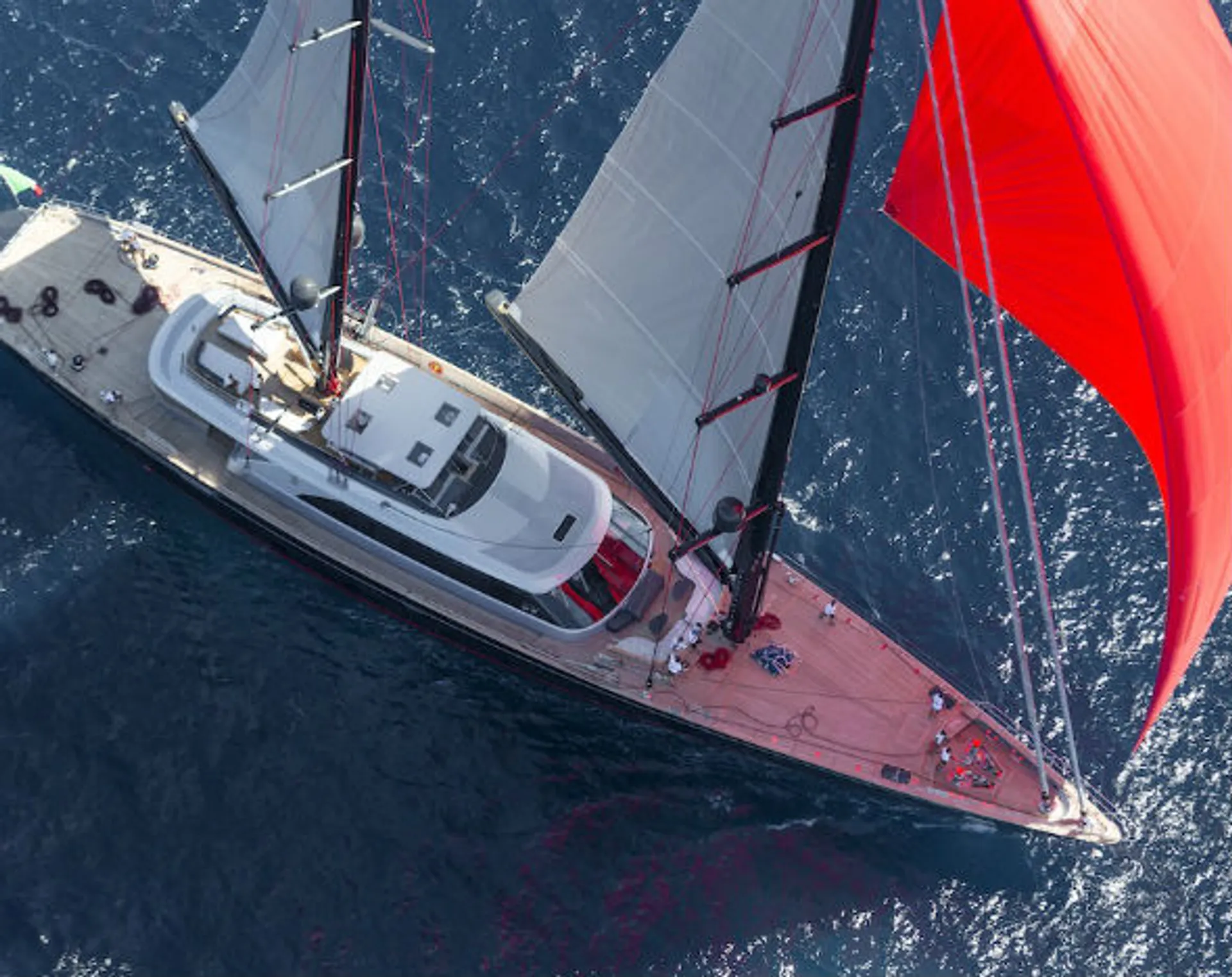 Капитал - Новая итальянская яхта может заменить дом