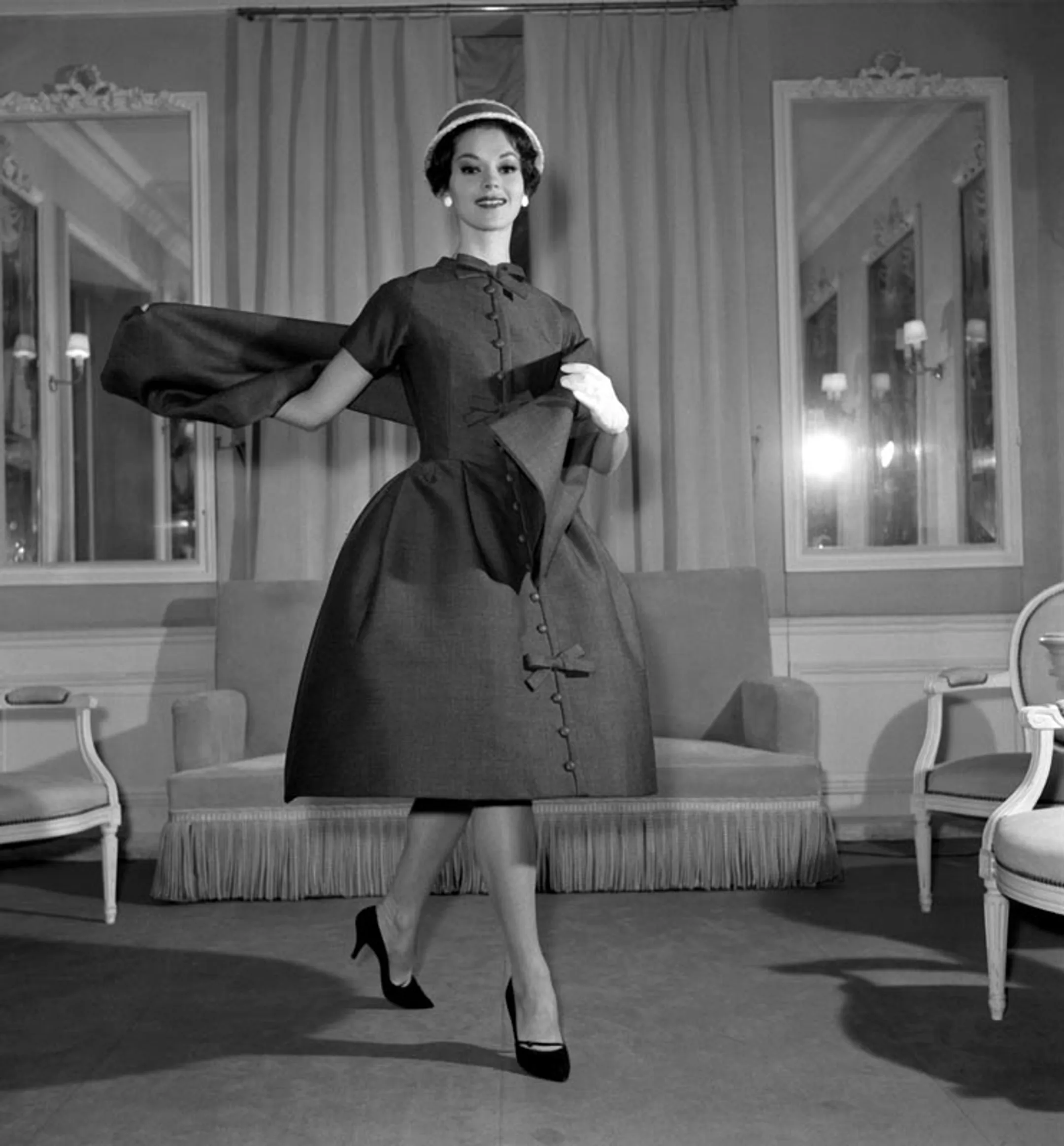 Платье-трапеция