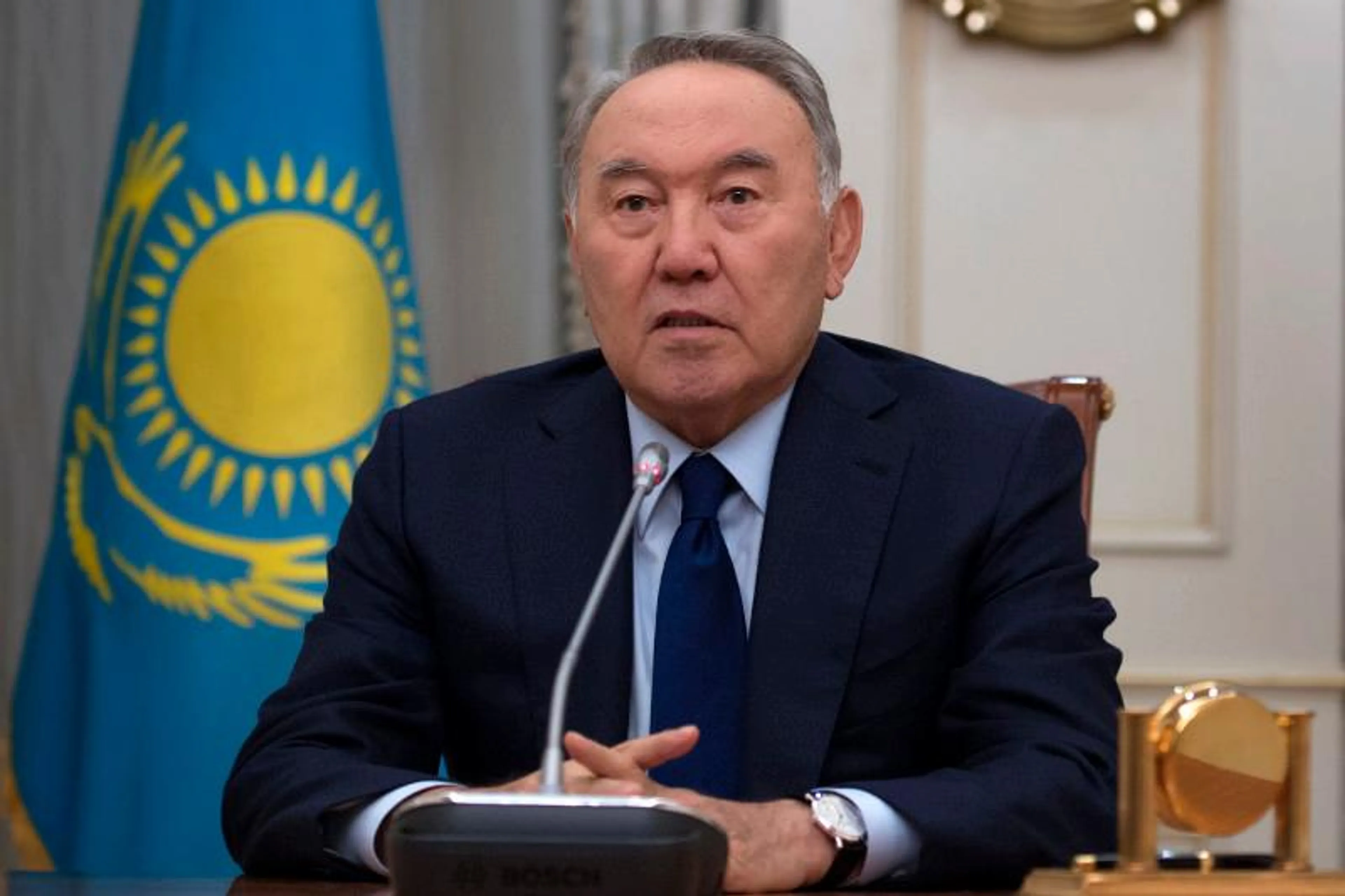 Капитал - Президент: Правительство должно уйти в отставку