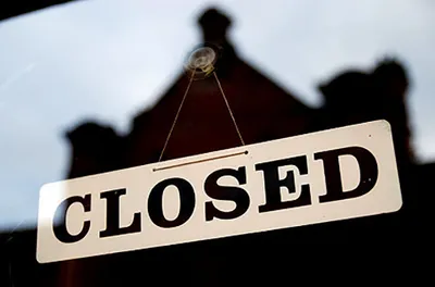 Чем чреват отзыв лицензии у Qazaq Banki и Эксимбанка