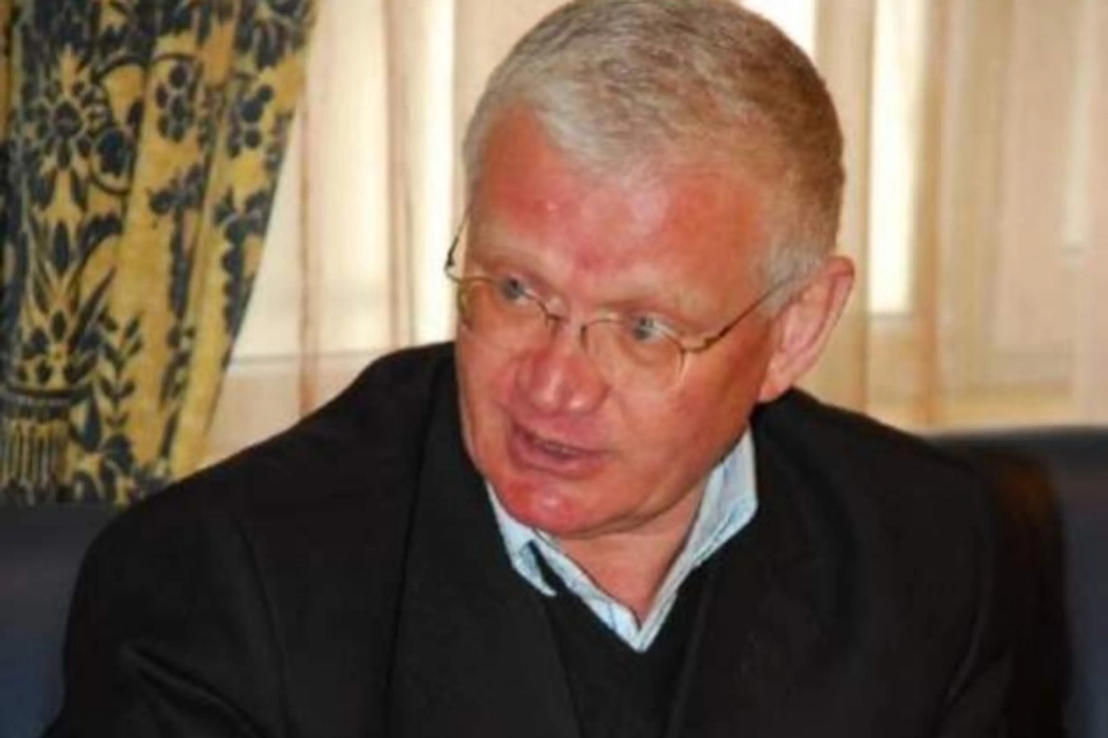 Капитал - Почему Нацбанк расширил коридор колебания курса тенге?