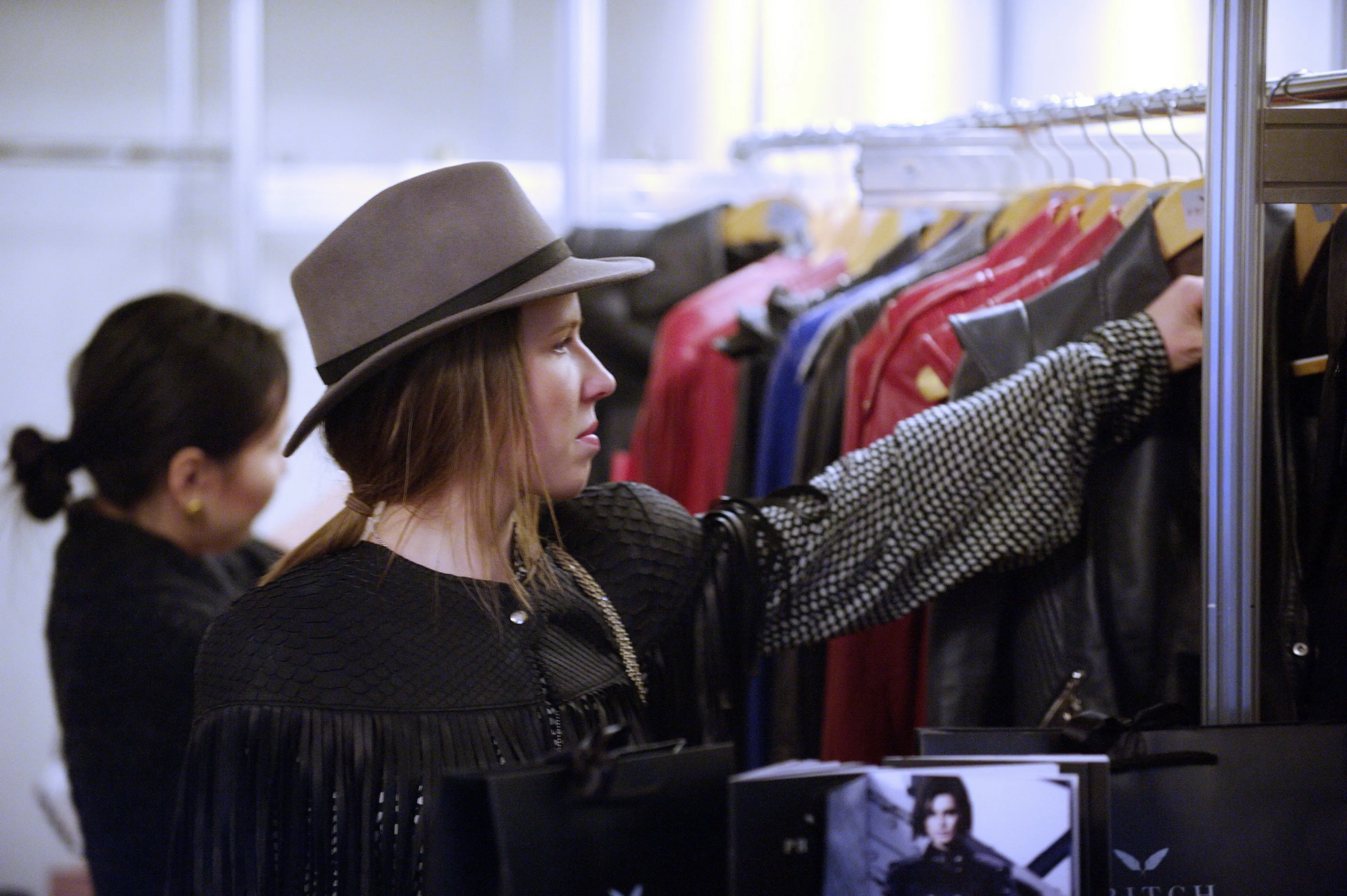 Капитал - Шоу-рум в Казахстане: иллюзия бизнеса?