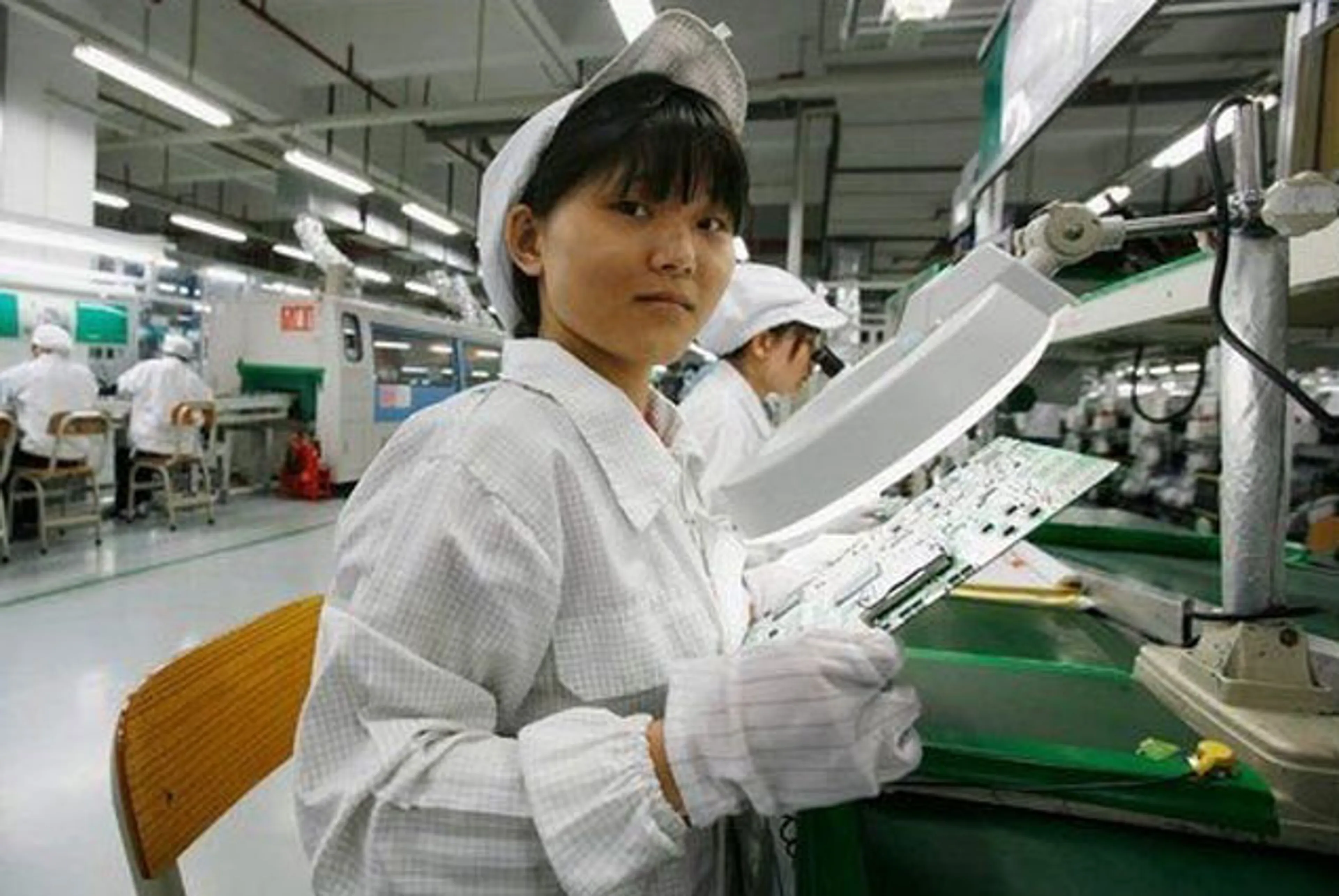 Капитал - Около половины разрешений на работу в РК получили граждане Китая