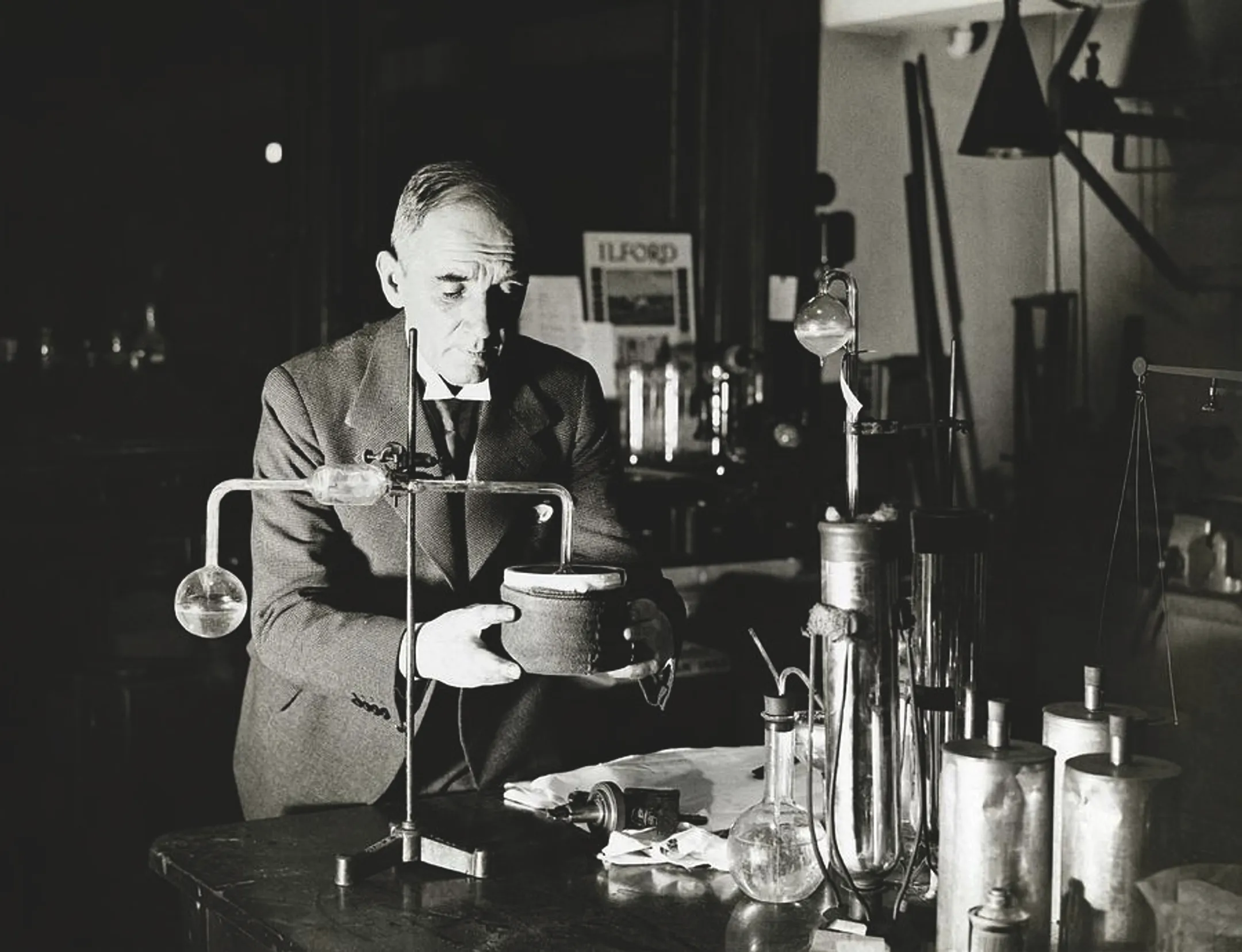 После ухода из жизни Даниеля Сваровски его детищу пророчили крах - Image Kapital.kz