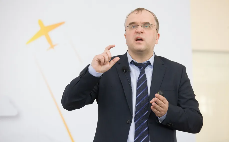 Капитал - Александр Комаров: Бесконечно дешеветь сотовая связь не может