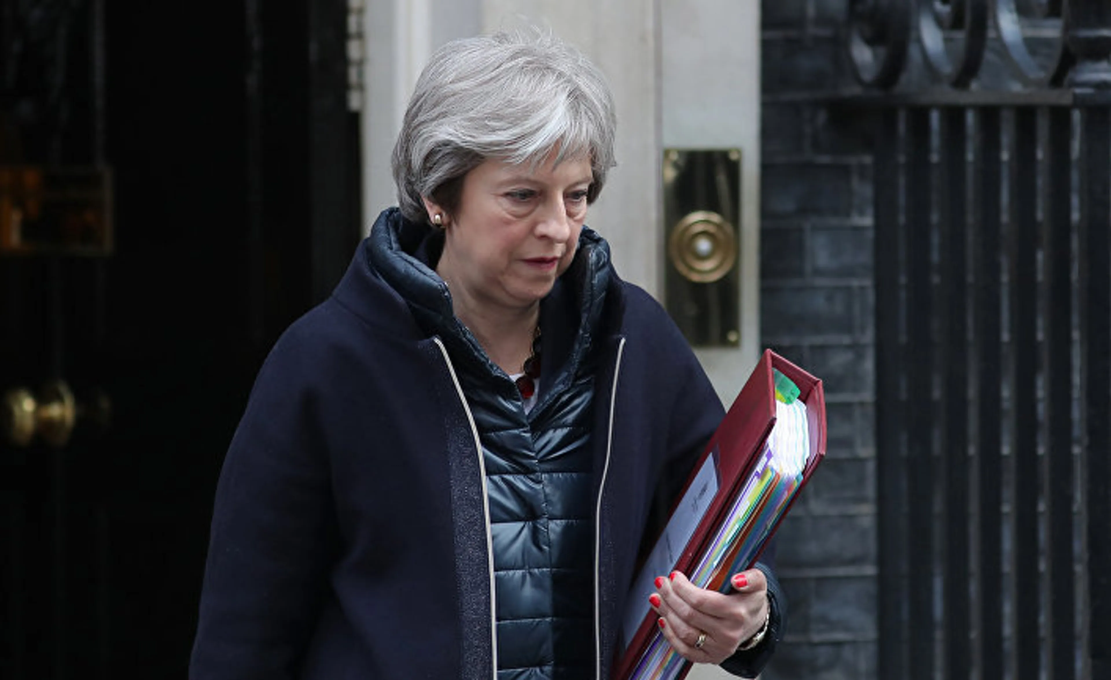 Капитал - Тереза Мэй пообещала довести Brexit до конца