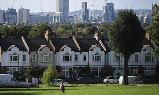 Капитал - Рост цен на жилье в Великобритании в ноябре составил 2,1%