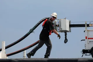 Капитал - Стоимость барреля Brent упала ниже $60