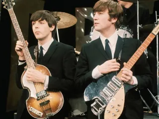 Капитал - Гитару The Beatles продали за $408 тыс.