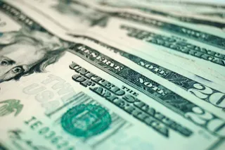 Капитал - ​Курс доллара через месяц ожидается на уровне 380,6 тенге